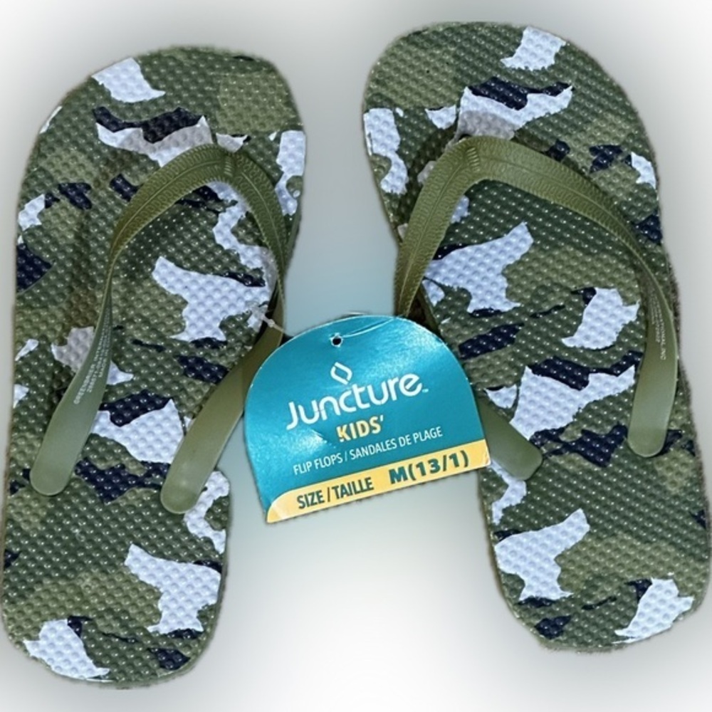 Juncture Kids' Green Camo Flip Flops Size Medium (13/1) NWT
